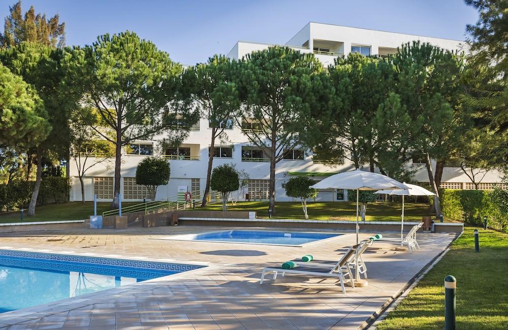 The Patio Suite Hotel Албуфейра Екстериор снимка