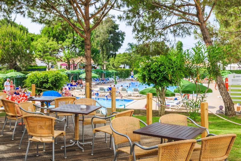 The Patio Suite Hotel Албуфейра Екстериор снимка